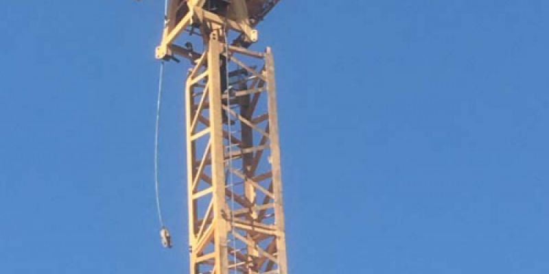Imágenes de nuestras trabajos con las gruás Diego de León