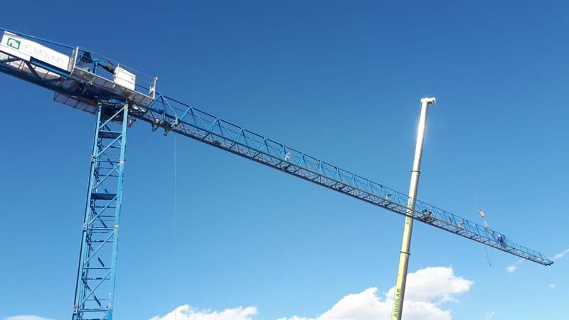 Imágenes de nuestras trabajos con las gruás Diego de León