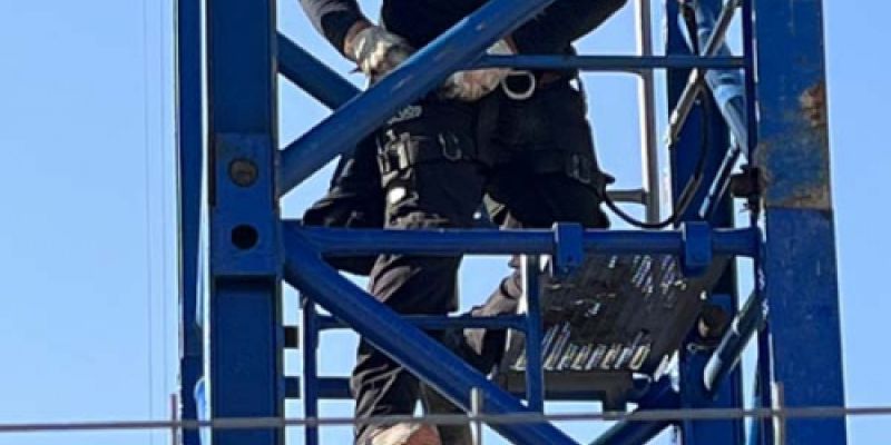 Imágenes de nuestras trabajos con las gruás Diego de León