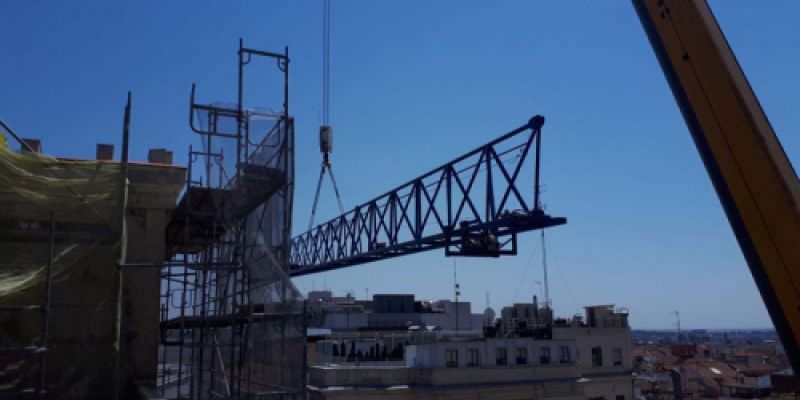 Imágenes de nuestras trabajos con las gruás Diego de León